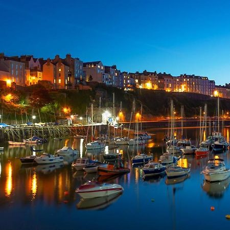 No: 1 The Esplanade Guest Accommodation. Tenby Exteriör bild